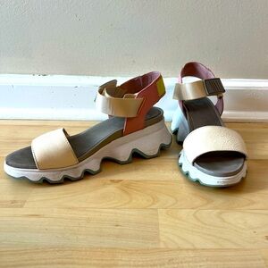 Sorel Kinetic Sandals, Cream and Pink, Women’s Size 8